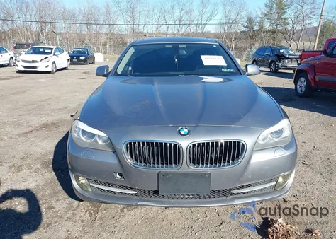 2012 BMW 528I xDrive z USA, uszkodzony, nr VIN WBAXH5C54CDW10795